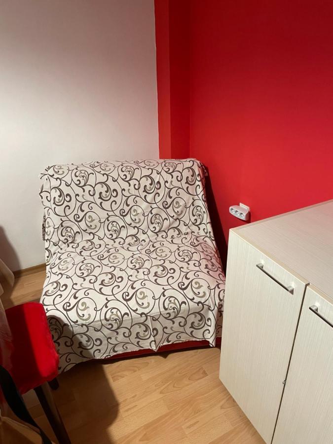 Skopje City Center Red Apartment Exterior photo